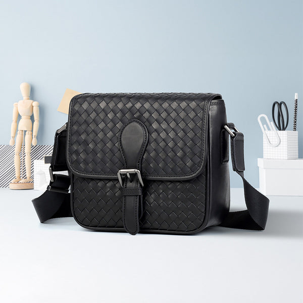 New leather men's bag imported waxed calfskin men's shoulder bag handwoven fashion men's messenger bag bag