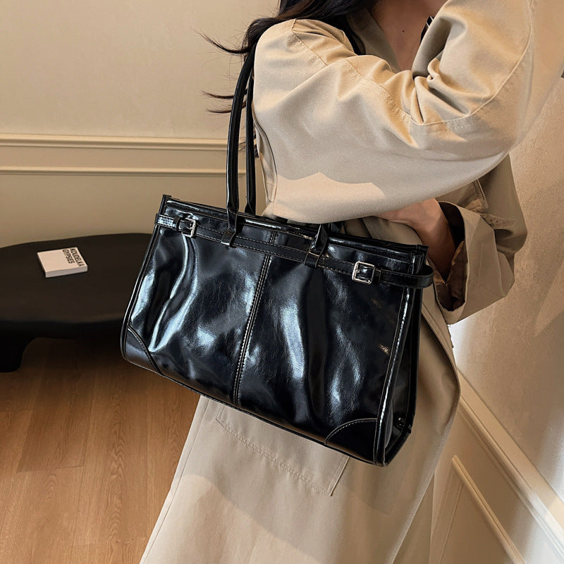 Retro large-capacity premium underarm bag women's bag 2025 new tote bag versatile commuter shoulder bag