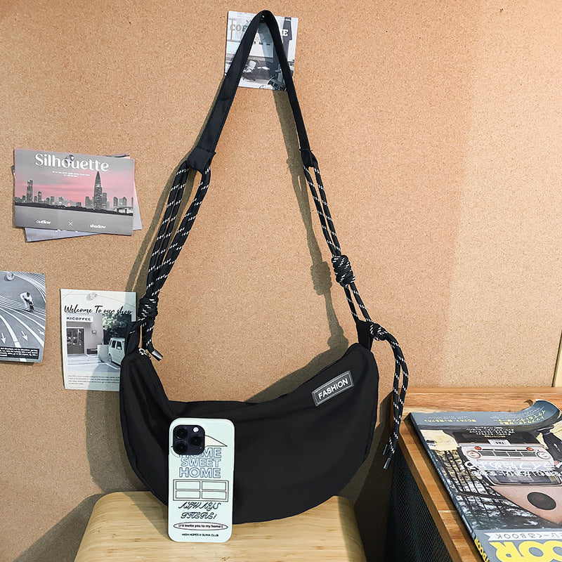 Fashion new trendy brand messenger bag women's casual versatile shoulder bag student sports dumpling bag large-capacity commuter bag
