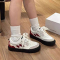 Women's fall/winter white sneakers: versatile chic niche style, 2026 new arrivals, perfect with wide-leg pants, athletic casual skate shoes