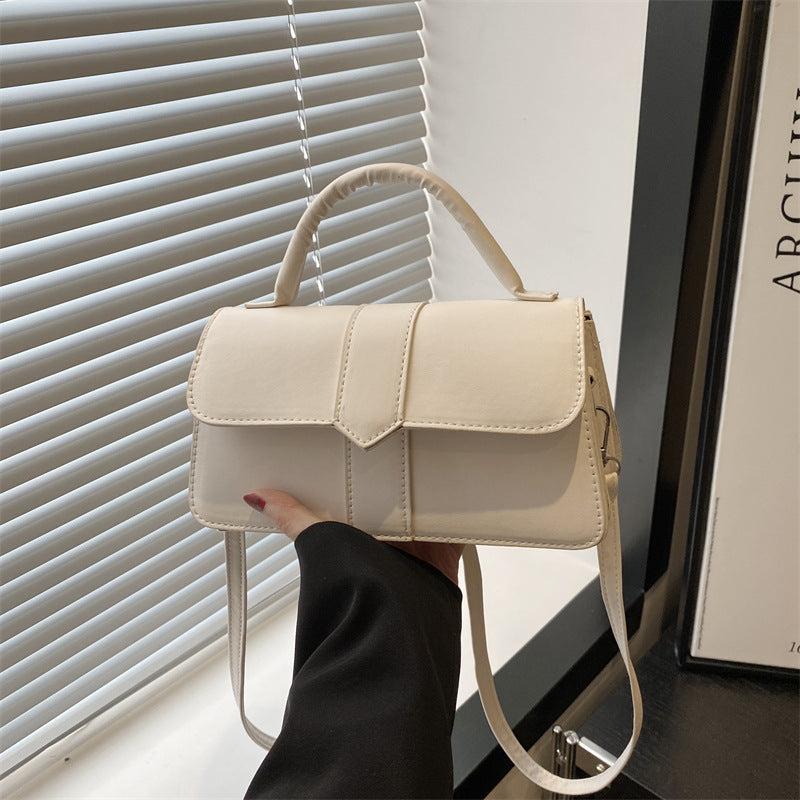 Fashion portable small square bag women's 2025 new autumn casual texture commuter bag simple shoulder messenger bag