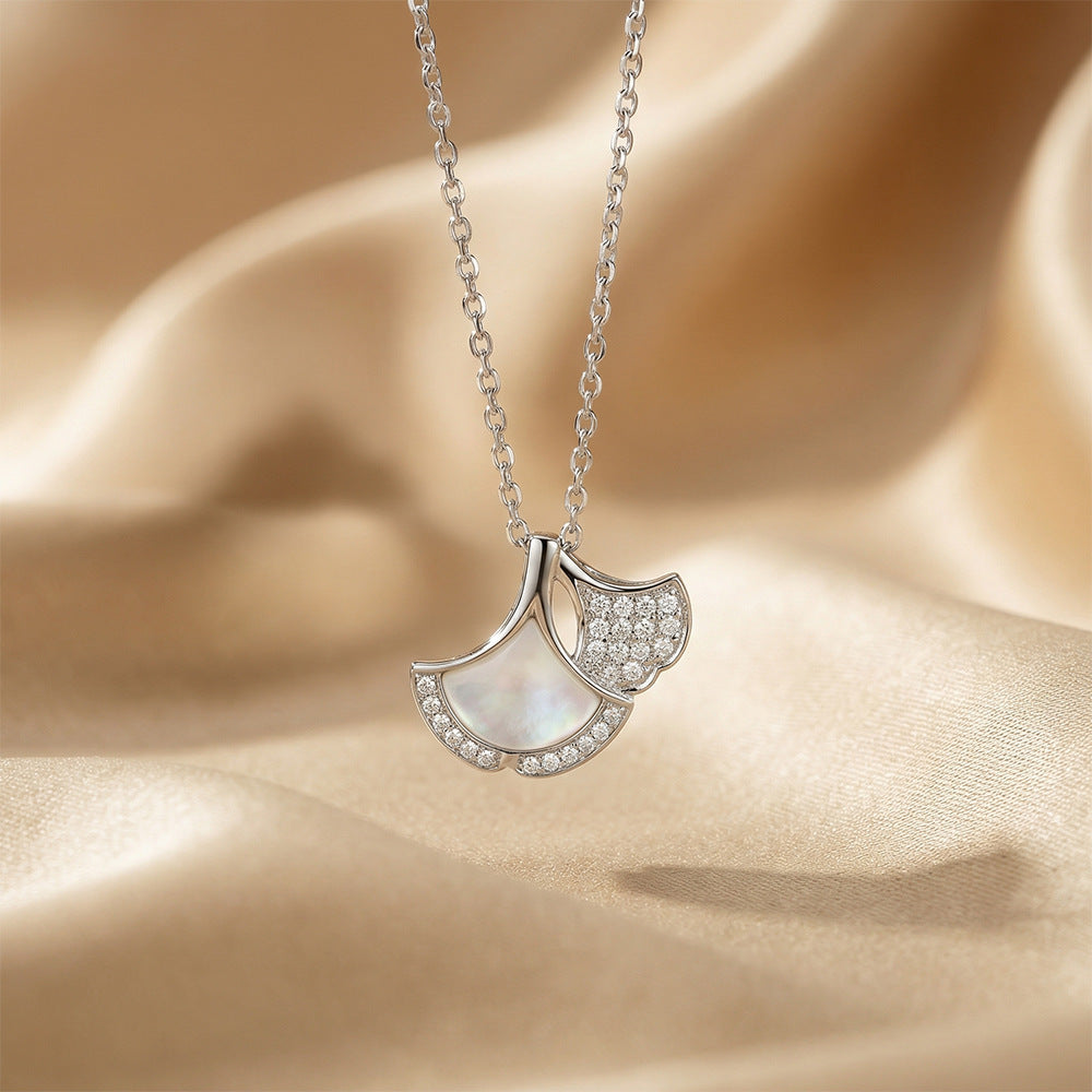 Japanese and korean style simple copper inlaid zirconium full diamond shell necklace accessible luxuryniche style female elegantfashion titanium steel clavicle chain jewelry