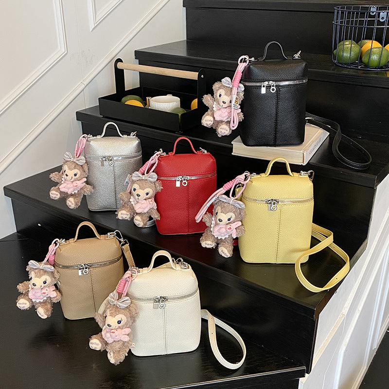 Exquisite mini bag women's 2025 new fashion versatile messenger bag summer popular mobile phone bag small bag