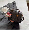 High-end retro small bag for women 2025 autumn new arrivalniche styleeasiest for match small square bag super popular light luxury shoulder satchel bag