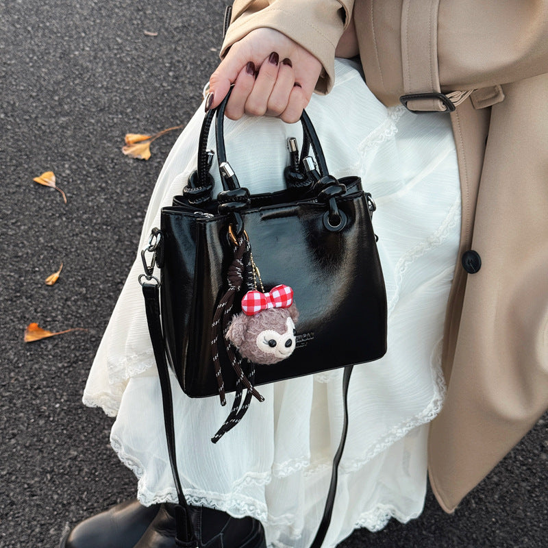 High-quality chic women's bag 2025 new arrival - trendy versatile shoulder & crossbody bag, fashionable leather tote bucket bag
