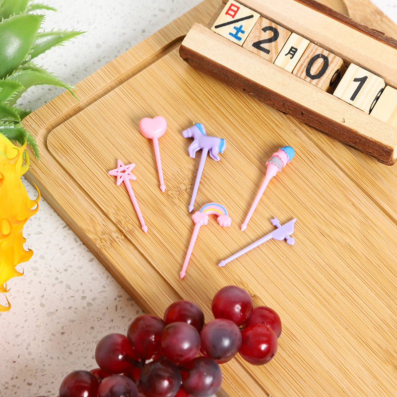 Japanese cartoon fruit picks creative children's food forks cake forks cute animal dessert forks plastic fruit forks