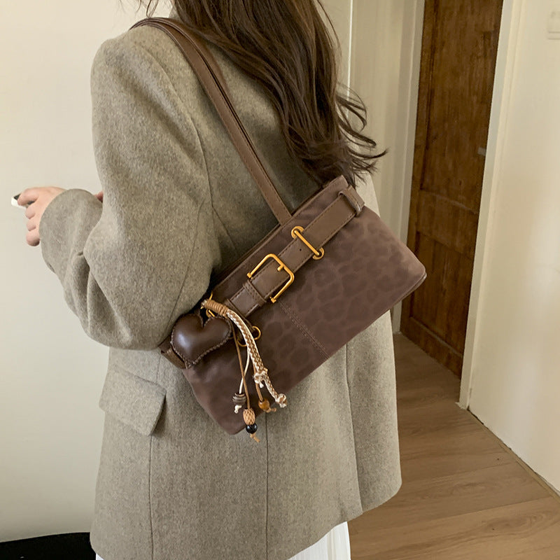 new arrivalsense of design armpit bag for women 2025fall and winterretro high-looking shoulder bag niche styleeasiest for match crossbody bag