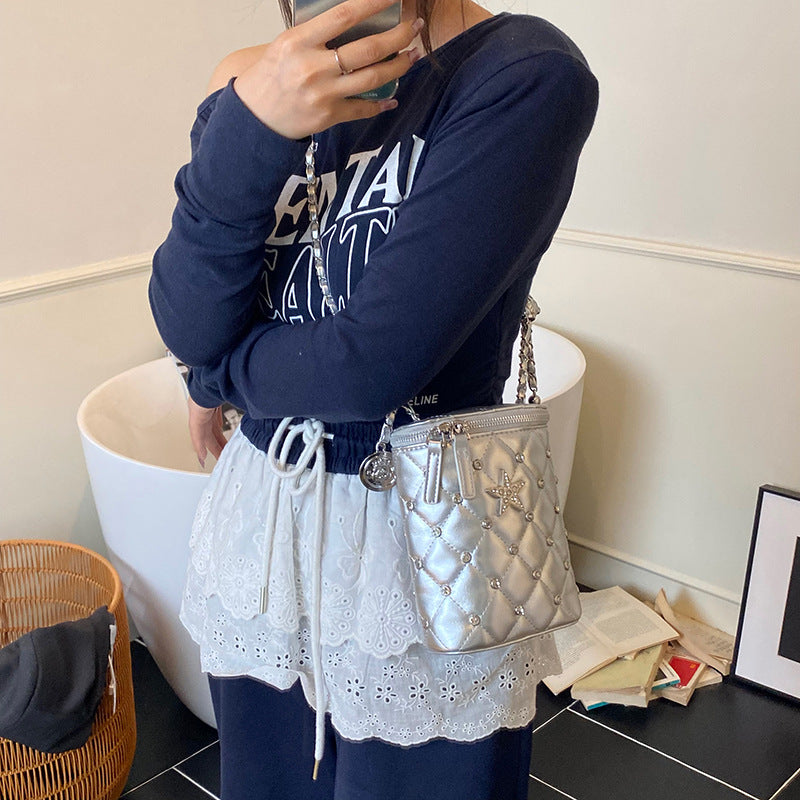 Mobile phone small bag women's 2025 new fashion bright diamond box bag summer simple and versatile foreign style chain messenger bag