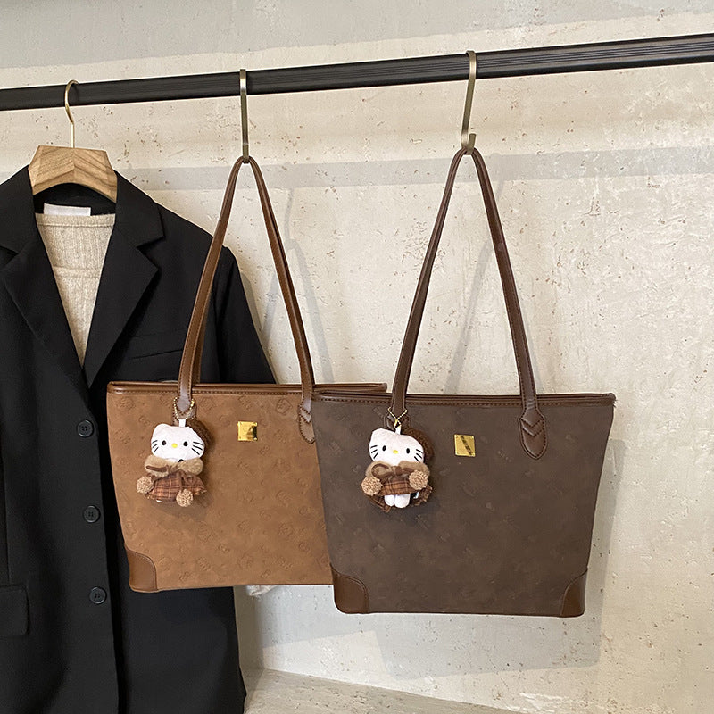 Korean style vintage shoulder bag - women's niche design, embossed texture, underarm bag, large capacity tote