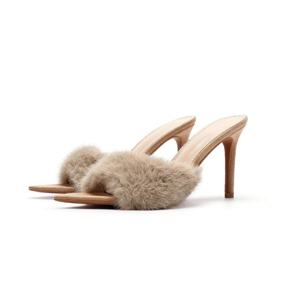Wo2026 fall/winter women's furry heeled slippers - comfortable, pointed-toe, suede, warm, and stylish outdoor slippers