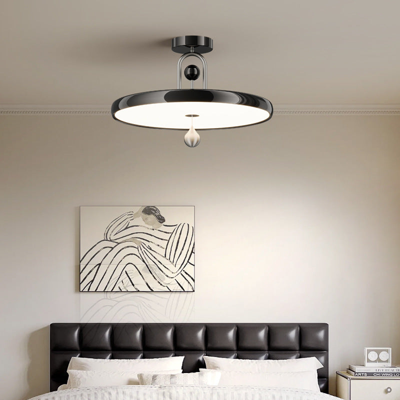 [Strict Selection] 2025 New Medieval Ceiling Light French Retro Master Bedroom Light Full Spectrum Eye Protection Light