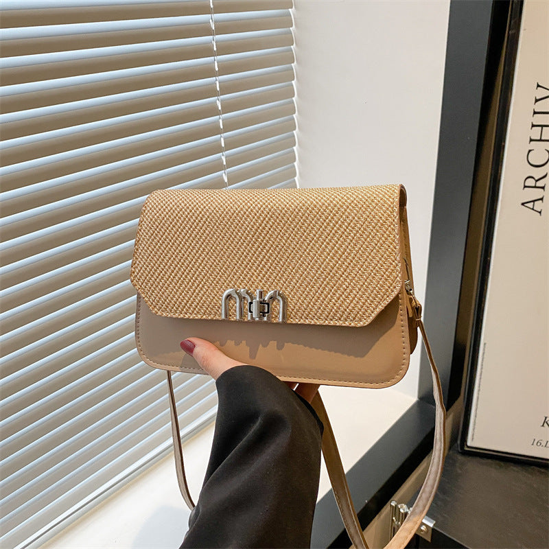 New fashion trend foreign style small square bag 2025 summer versatile popular simple high-end texture shoulder messenger bag