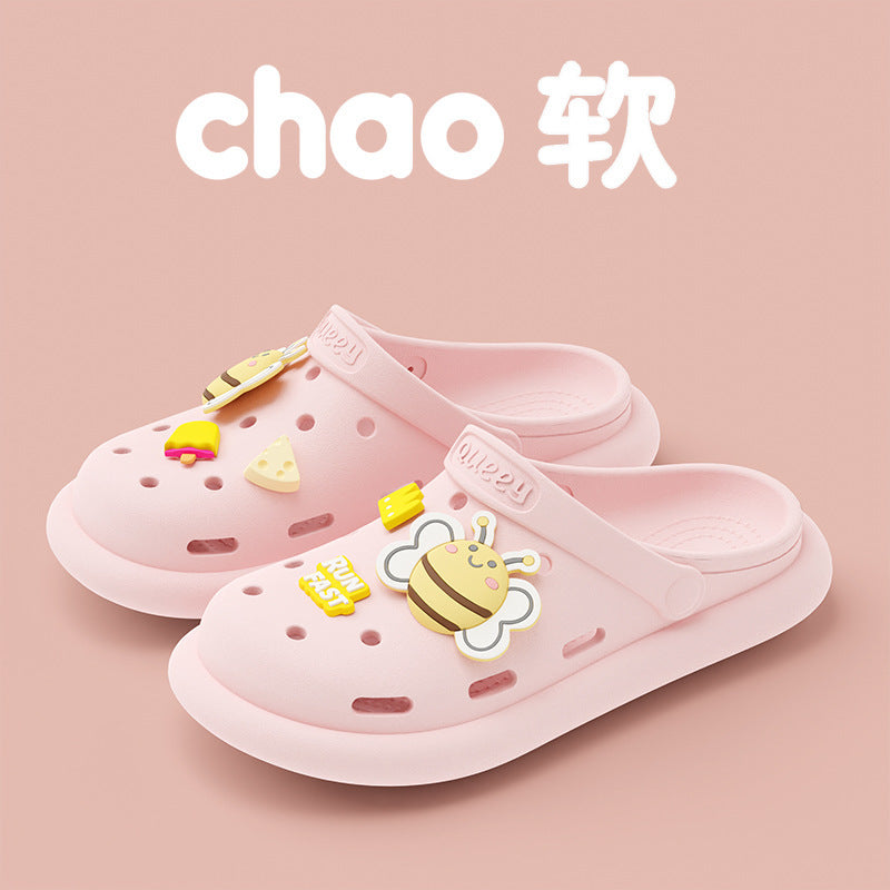 Summer clogs for women, high-end 2024 new style, cute beach sandals for outdoor wear, non-slip flat sandals