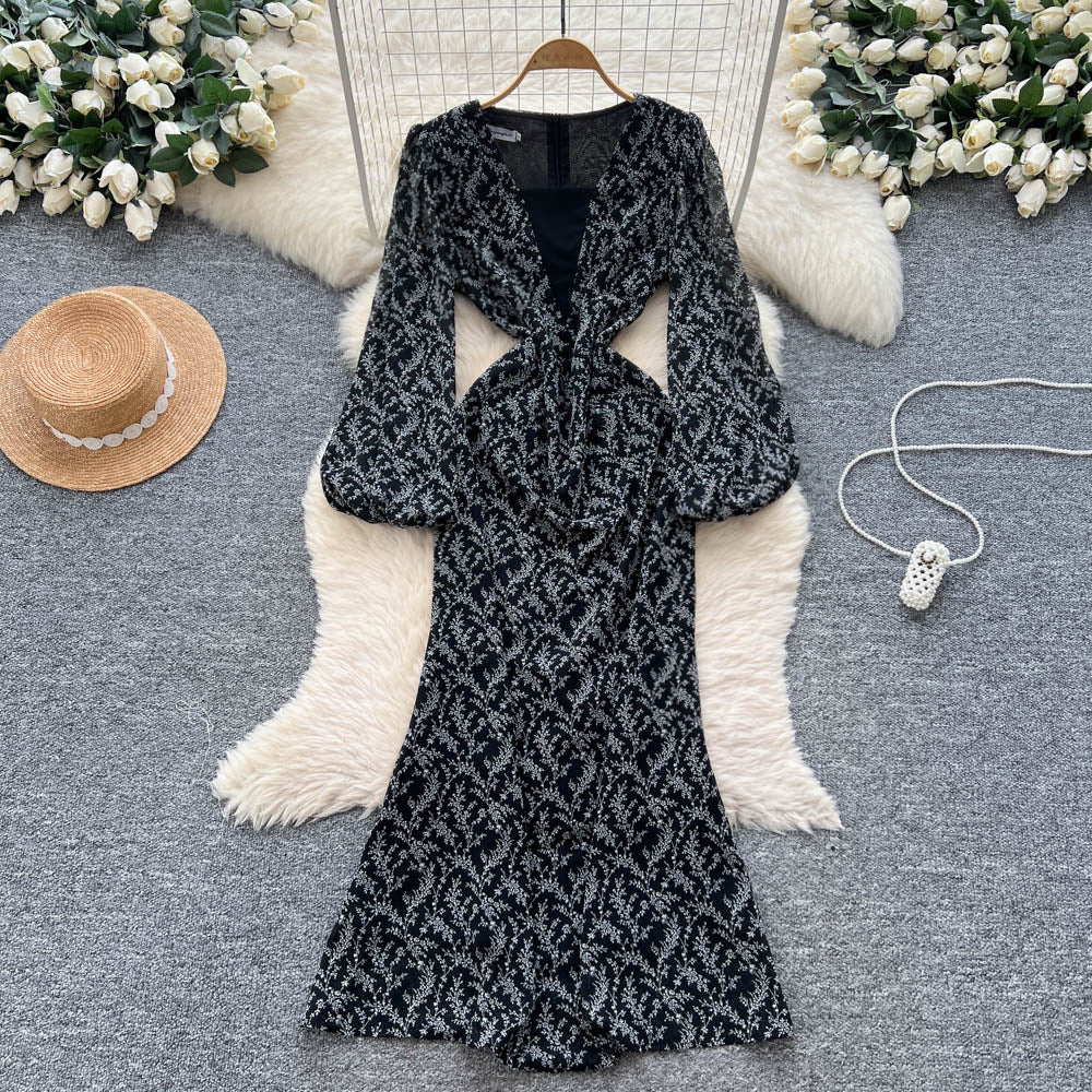 French chic v-neck patchwork lantern sleeve printed dress - slim fit, elegant, long mermaid skirt