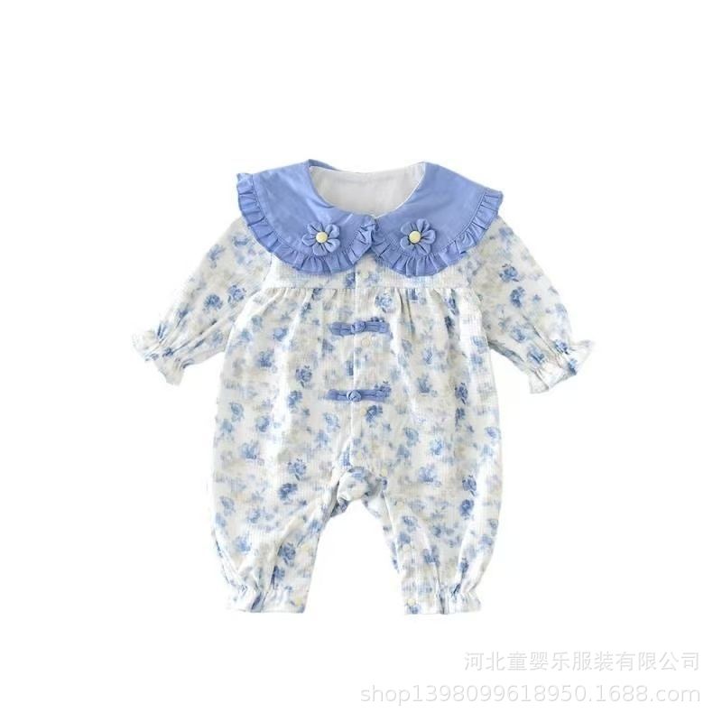 Baby girl's long-sleeved romper, stylish and fashionable, perfect for newborns, full-month celebrations, outings, and 100-day milestones. newborn baby clothes, one-piece jumpsuit, suitable for spring and autumn