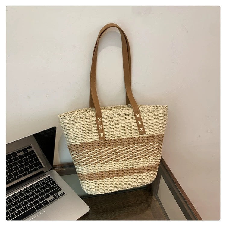 Single shoulder large capacity straw bag portable simple casual straw bag woven bag seaside vacation beach bag rattan bag women