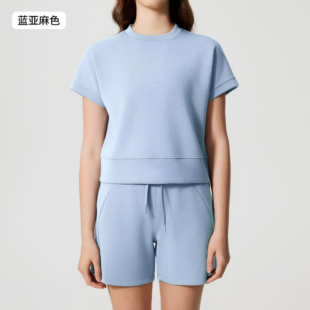 Women's casual activewear set: loose-fit breathable short-sleeve t-shirt & air layer shorts - perfect for yoga & workout