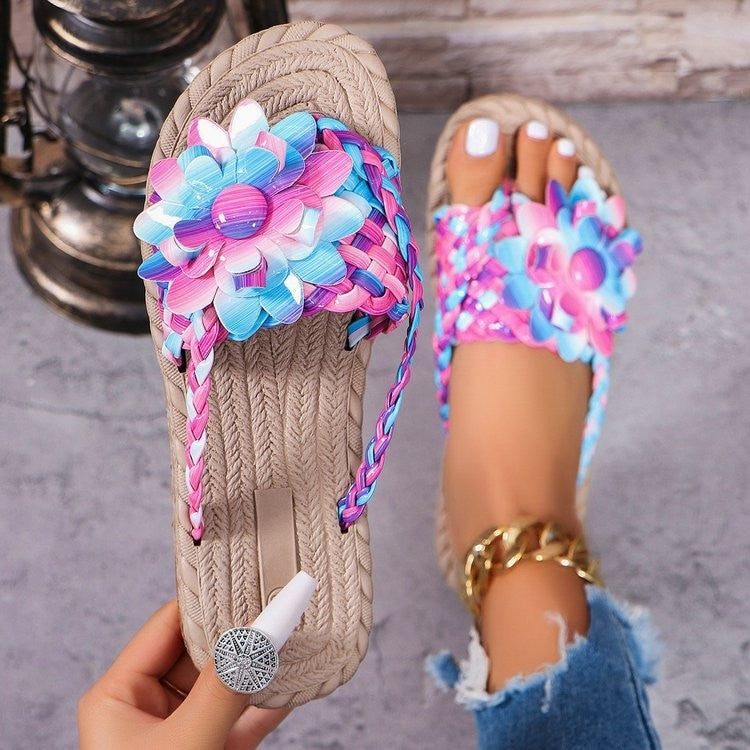 2025 summer new arrival: plus-size women's sandals, beach shoes, woven shoes, minimalist fashion flip-flops and slides for export