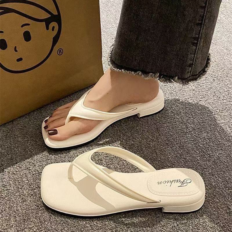 Women's flip-flops: premium style, 2026 summer collection - lightweight, flat, non-slip, vacation-ready, trendy thong sandals for beach and beyond