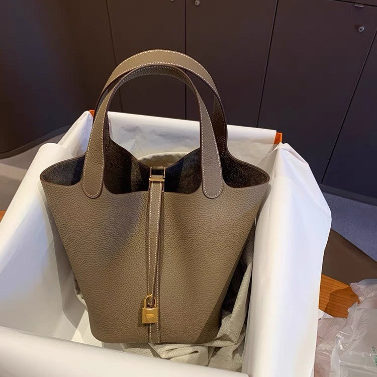 Genuine leather vegetable basket women's bag 2024 bucket bag large capacity satchel bag first layer cowhide classy genuine leather women's bag