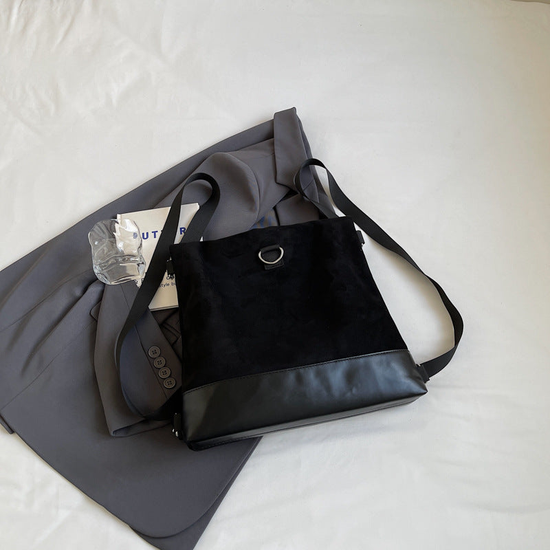 Retro large-capacity bag 2025 fashionable new women's bag autumn and winter commuting texture women's backpack