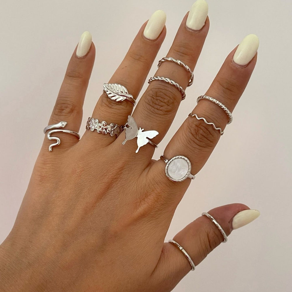 European and american cross-border minimalist retro floral butterfly ring set - elegant, versatile, metal plain band stackable jewelry for women
