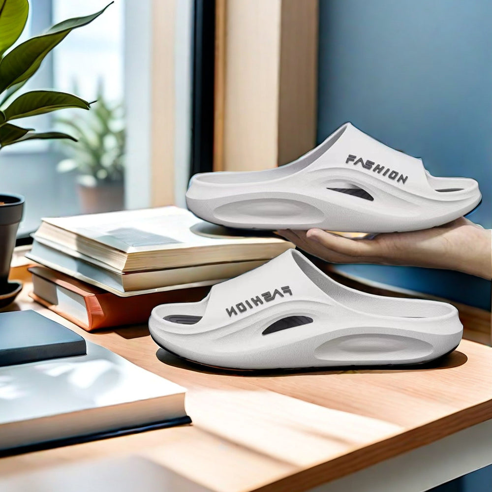 New men's slippers - summer thick-soled, cloud-like comfort, indoor/outdoor beach sandals, anti-slip, wholesale