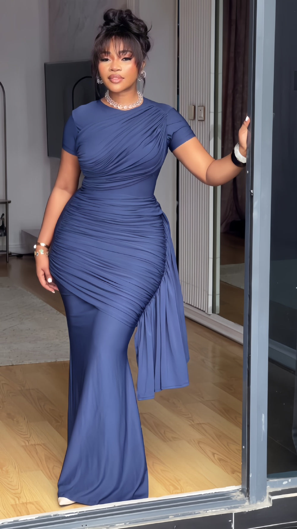 European and american cross-border women's fashion:  spring new arrival - solid color short sleeve crew neck cinched waist ruched slim fit long dress