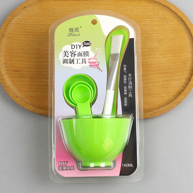 Wholesale spa & beauty tool set: 6-piece mask bowl kit with makeup brushes, mixing spatula, and plastic bowl for mask preparation