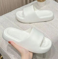 Accessible luxury shit-stepping sandals for women, wedding red, zodiac year, couple, wedding, home use, thick sole indoor slippers
