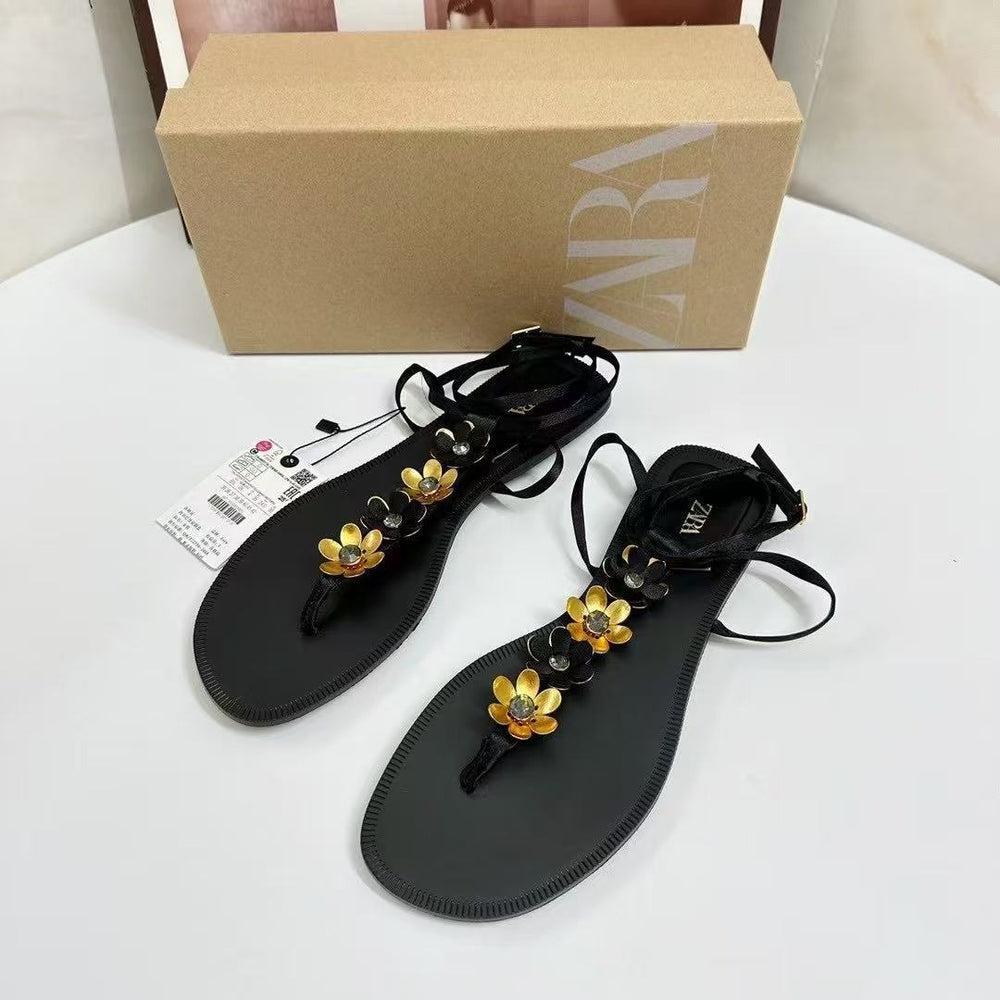 Summernew arrival cross-border internet celebrity colored diamond women's fashionthick sole flip-flop sandals women's beach outwearin stock