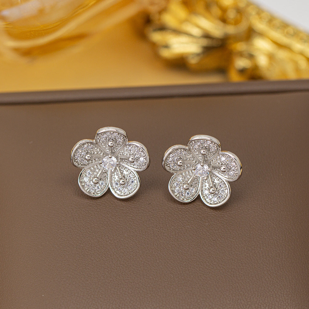 fashion elegant four-leaf clover earrings personalized zircon flower classy earrings niche styleaccessible luxurynew arrival earrings