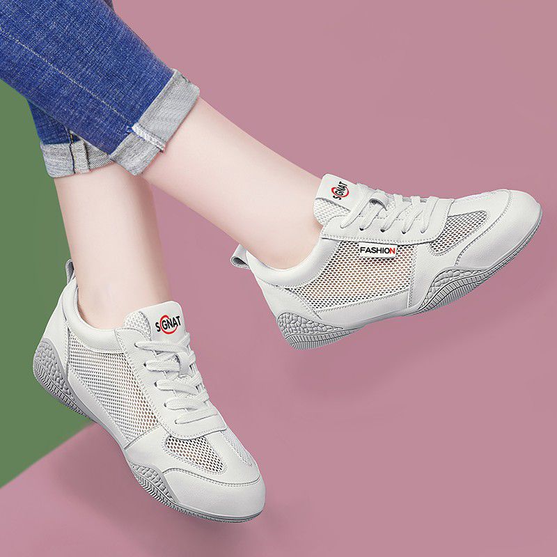 Women's white leather sneakers - spring/summer 2025 collection: lightweight, breathable mesh, comfortable lace-up, versatile & trendy athletic shoes