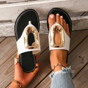 European and american plus size flat flip-flops for women,  summer new style, metal buckle solid color hollow-out beach sandals