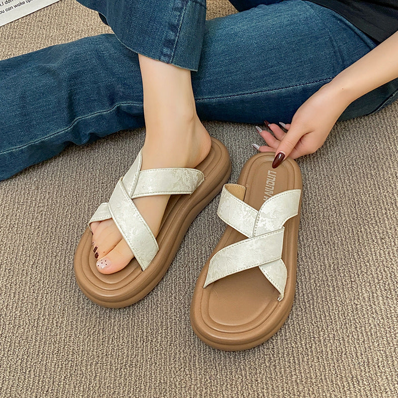 Fashionthick sole slippers beach women's shoes summer skirt outwear exquisite new arrivalclassy sense platform shoes one-line slippers