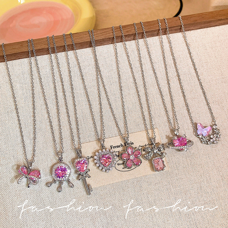 Early spring retro sparkling diamond sugar cube titanium steel necklace women's light luxury niche clavicle chain daily matching accessories wholesale
