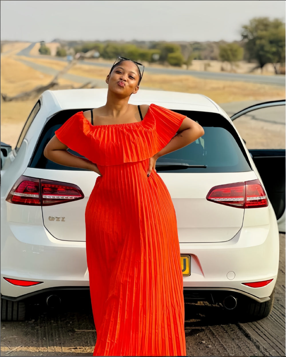 European and american cross-border women's fashion:  autumn/winter new collection - solid color sexy off-the-shoulder bandeau pleated maxi dress
