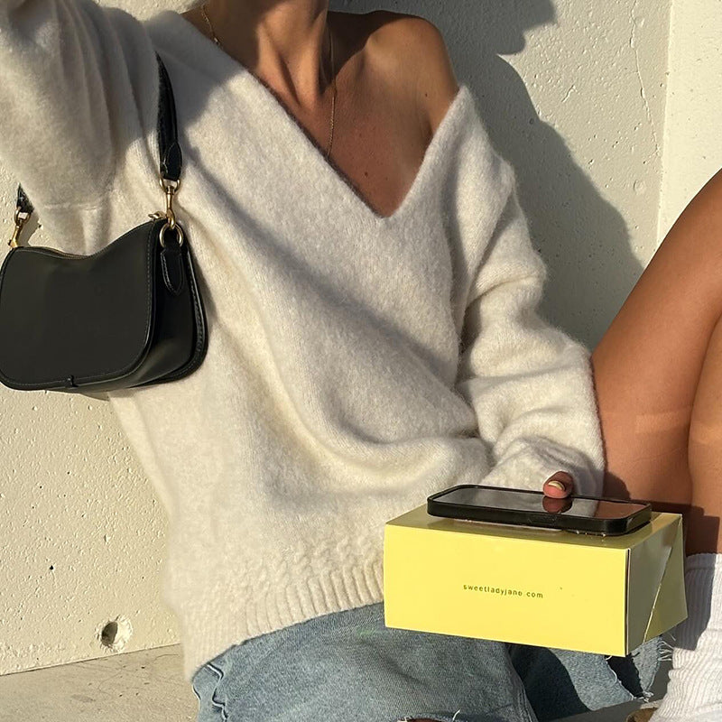 Cross-border street casual sweater lazy autumn and winter pullover loose v-neck knitted sweater solid color warm long-sleeved top women