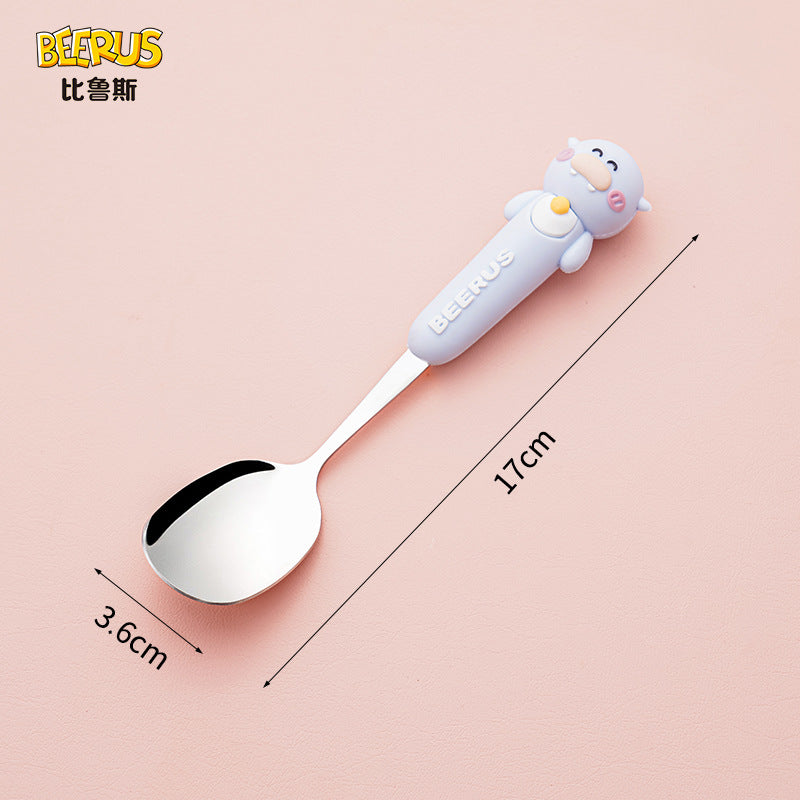 High-quality, adorable cartoon children's cutlery set featuring a cute bear design. includes a fork, spoon, and is perfect for school lunches. made of durable silicone, these portable forks and spoons are available for wholesale