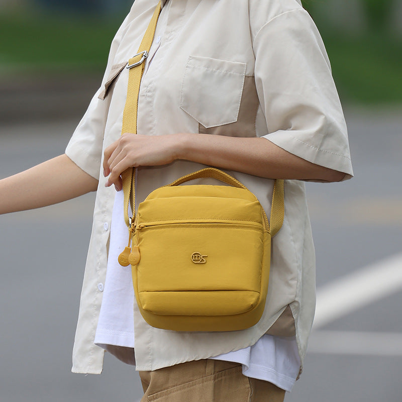 Cross-border high-end bag women's summer 2025 new fashion messenger bag Korean version cloth bag popular portable small backpack