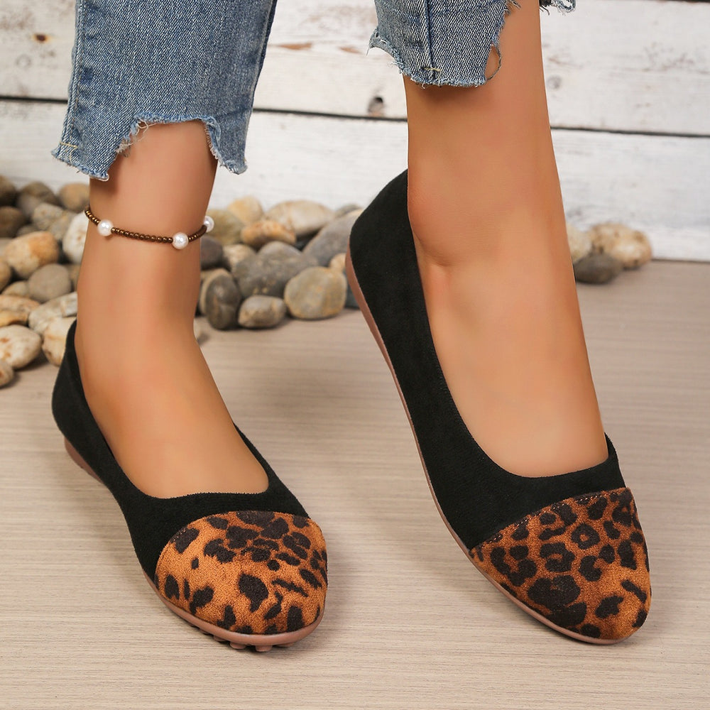 cross-border e-commerce plus size loafers for women, new spring collection, suede flat slip-ons, leopard print casual women's single shoes