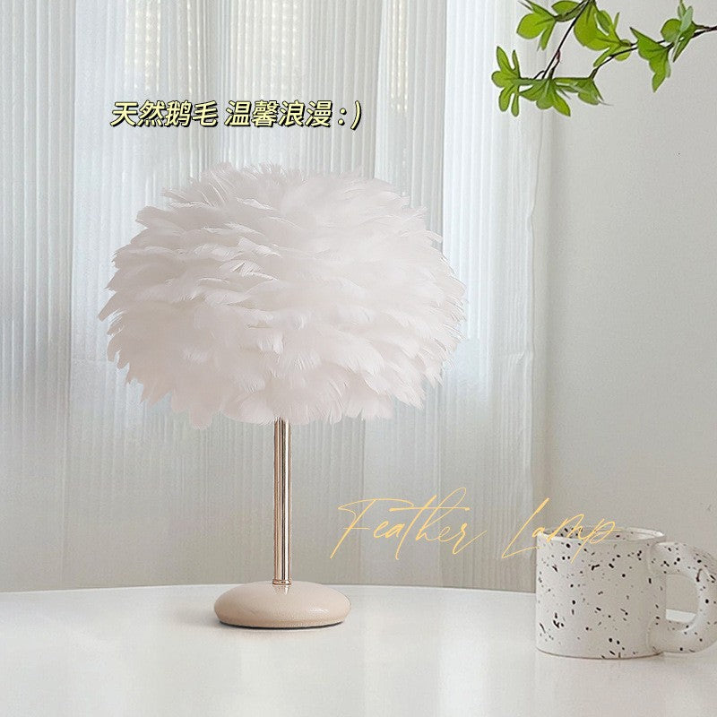 Luxury crackle glaze ceramic feather table lamp - elegant bedside decor for women's bedroom, warm and romantic ambiance lighting