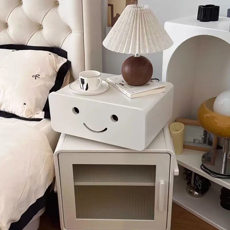 Minimalist modern kids' bedside storage cabinet - metal, cute cartoon decorative cabinet, tilt-out bedside table, chest of drawers