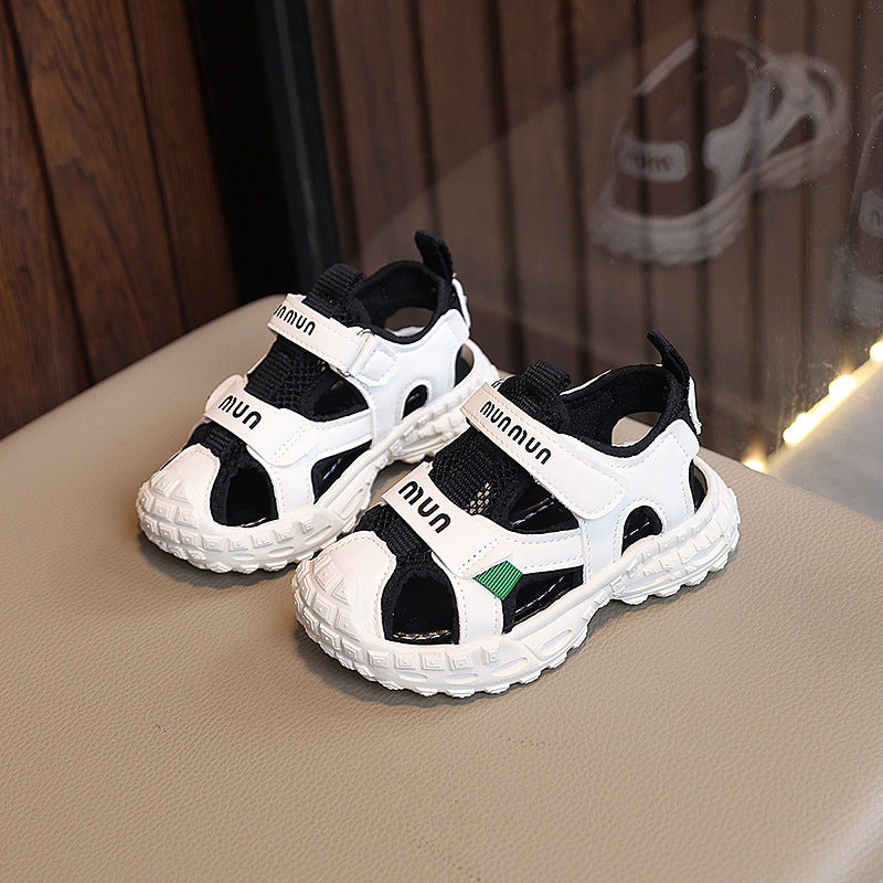 Kids' breathable mesh sandals - frame shoes for boys, athletic sandals for toddlers and young children, anti-kick closed-toe protective toe breathable sandals
