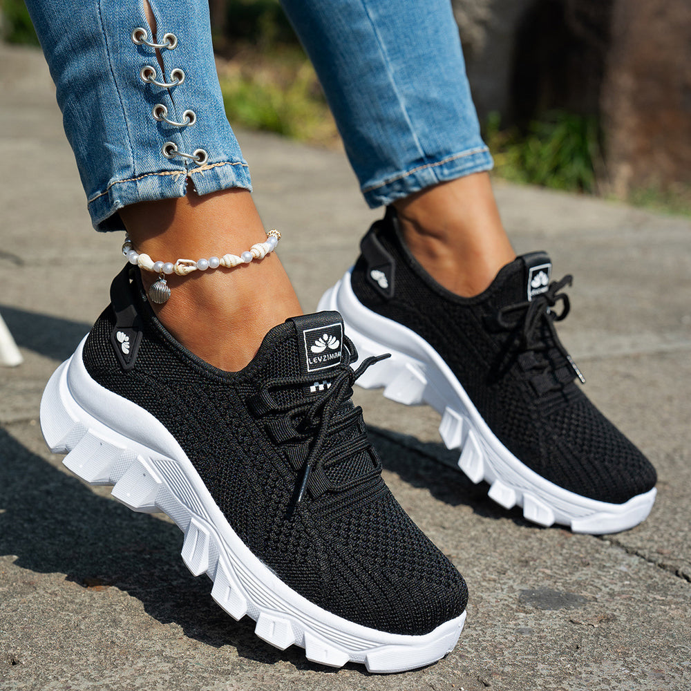 Women's athletic sneakers for export, summer  collection: plus size flyknit breathable running shoes, soft sole casual lace-up lightweight sneakers