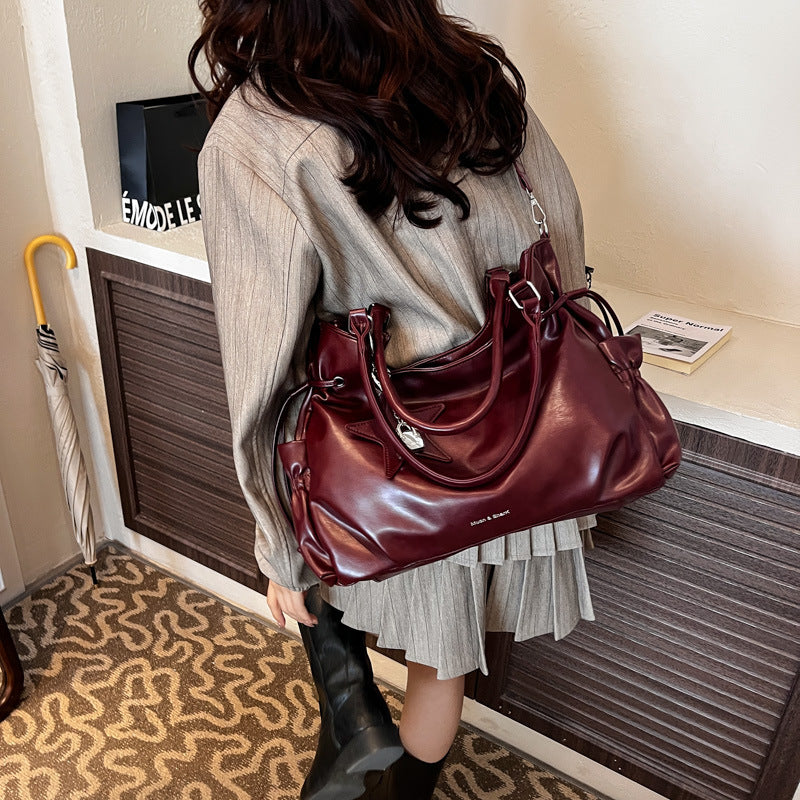 Yunzhen's same ins super popular shoulder bag for women 2025new arrivalfashion style handbag large capacity easiest for match crossbody bag