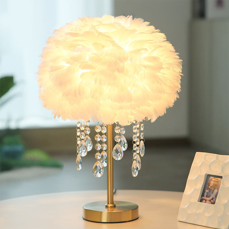 Feather table lamp bedroom living room light luxury ins warm romantic simple wedding room feeling popular creative bedside lamp