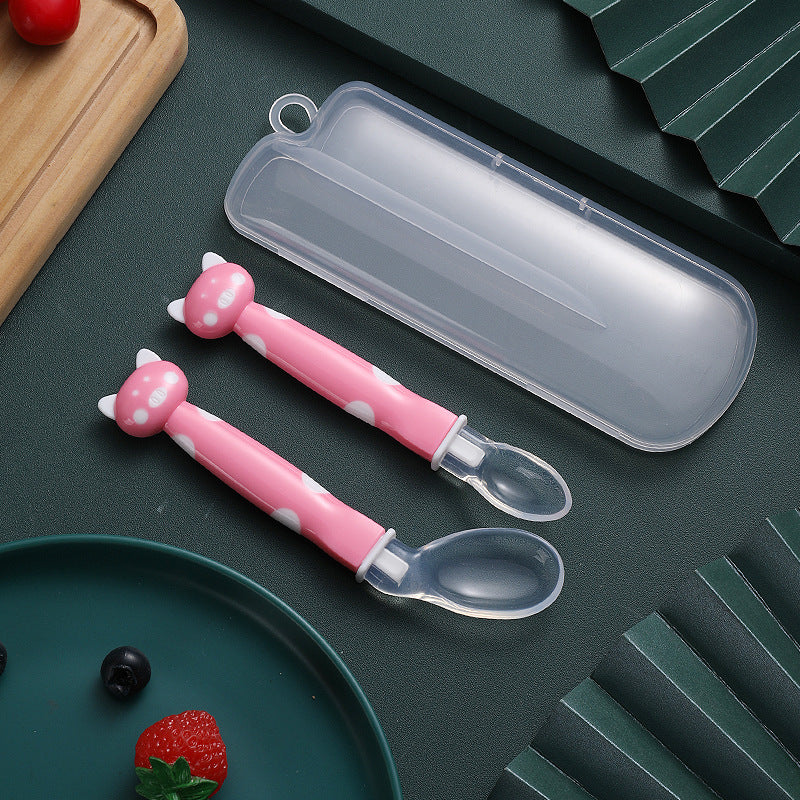 Baby cartoon spoon set, silicone soft head spoon, elbow spoon combination, baby silicone tableware pp box.