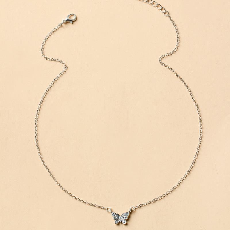 Wholesale bowknot necklaces - european & american cross-border jewelry - minimalist fashion pendants - women's alloy diamond-studded chokers & sweater chains