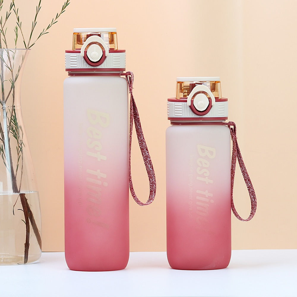 Carefully selected gradient color plastic water cup outdoor fitness with straw plastic cup classy portable large capacity water bottle